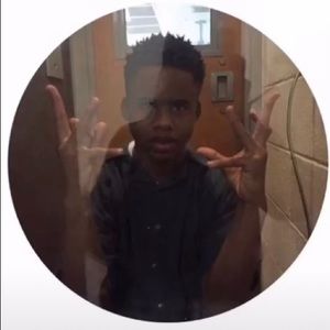 Meet your Posher, Alex